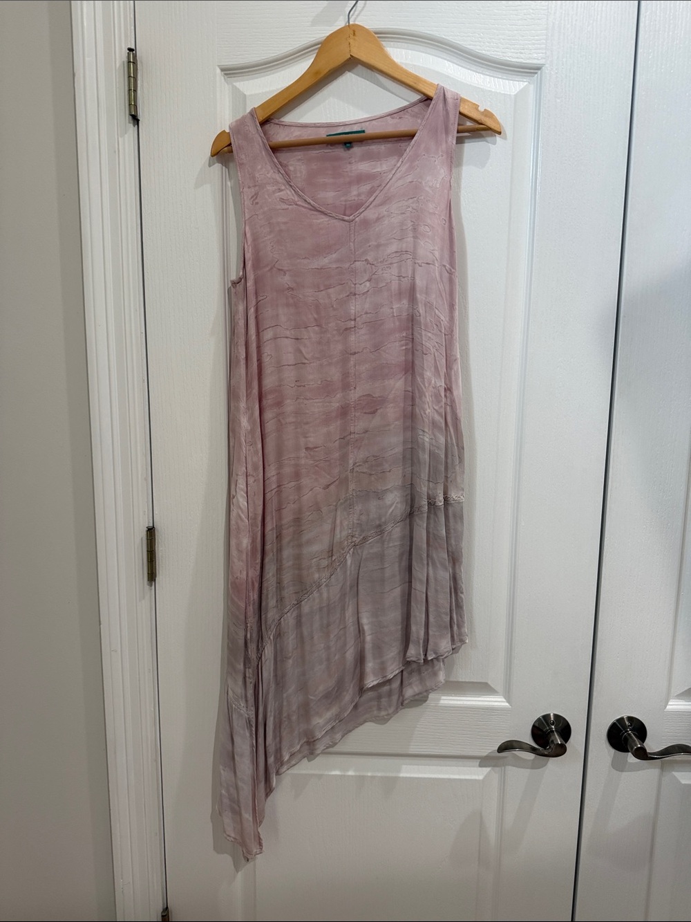 River + sky size XS Sleeveless Asymmetric hem Dress in Dusty Rose Like New